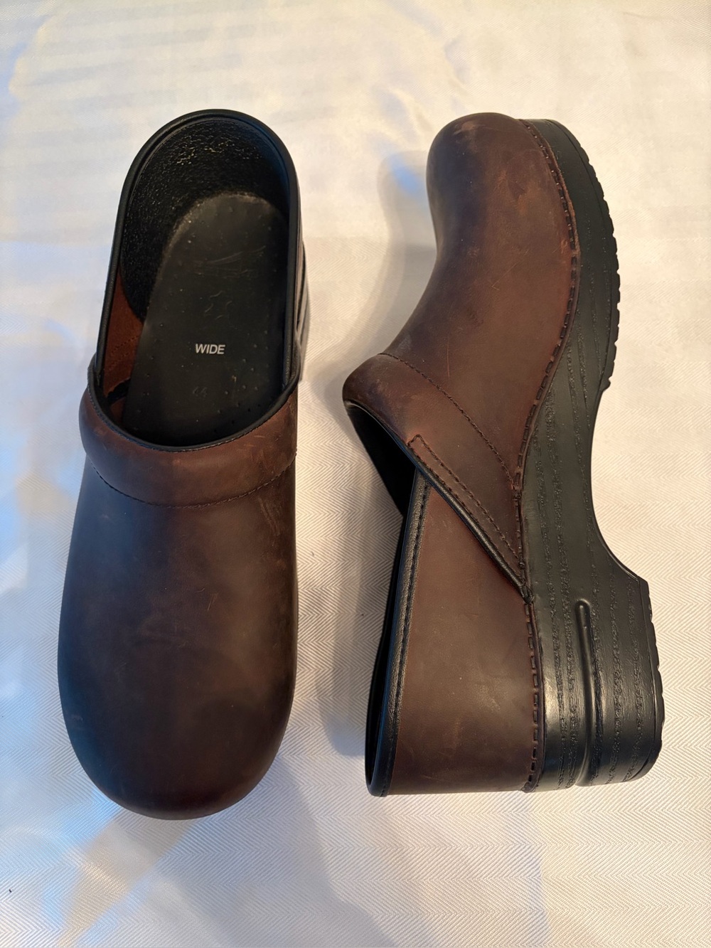 Men’s Dansko Wide PRO - Antique Brown Oiled Leather - Size 44 (10.5-11 wide).